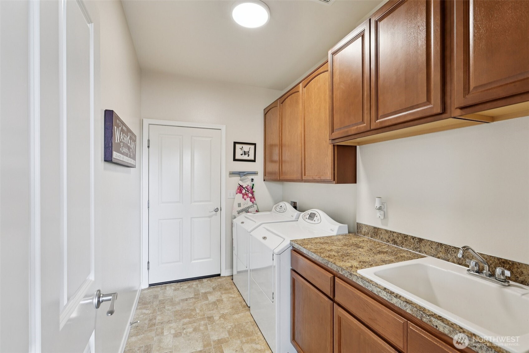 14 Zermatt Court , Camano Island, WA 98282