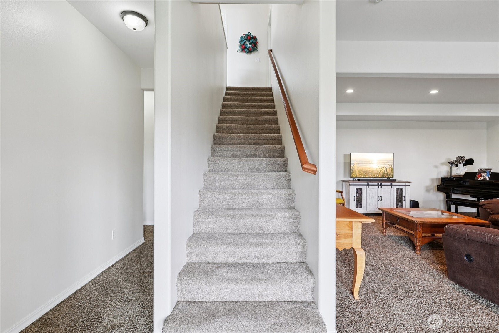 14 Zermatt Court , Camano Island, WA 98282