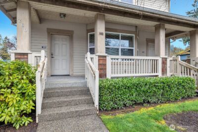 260 SE Andrews Street , Issaquah, WA 98027 - Photo 3