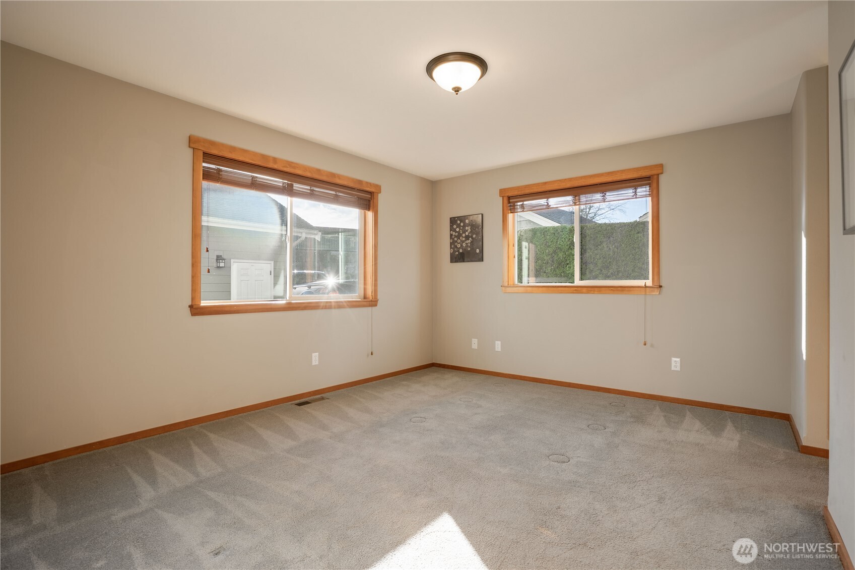 1656 Liberty Street #101, Lynden, WA 98264