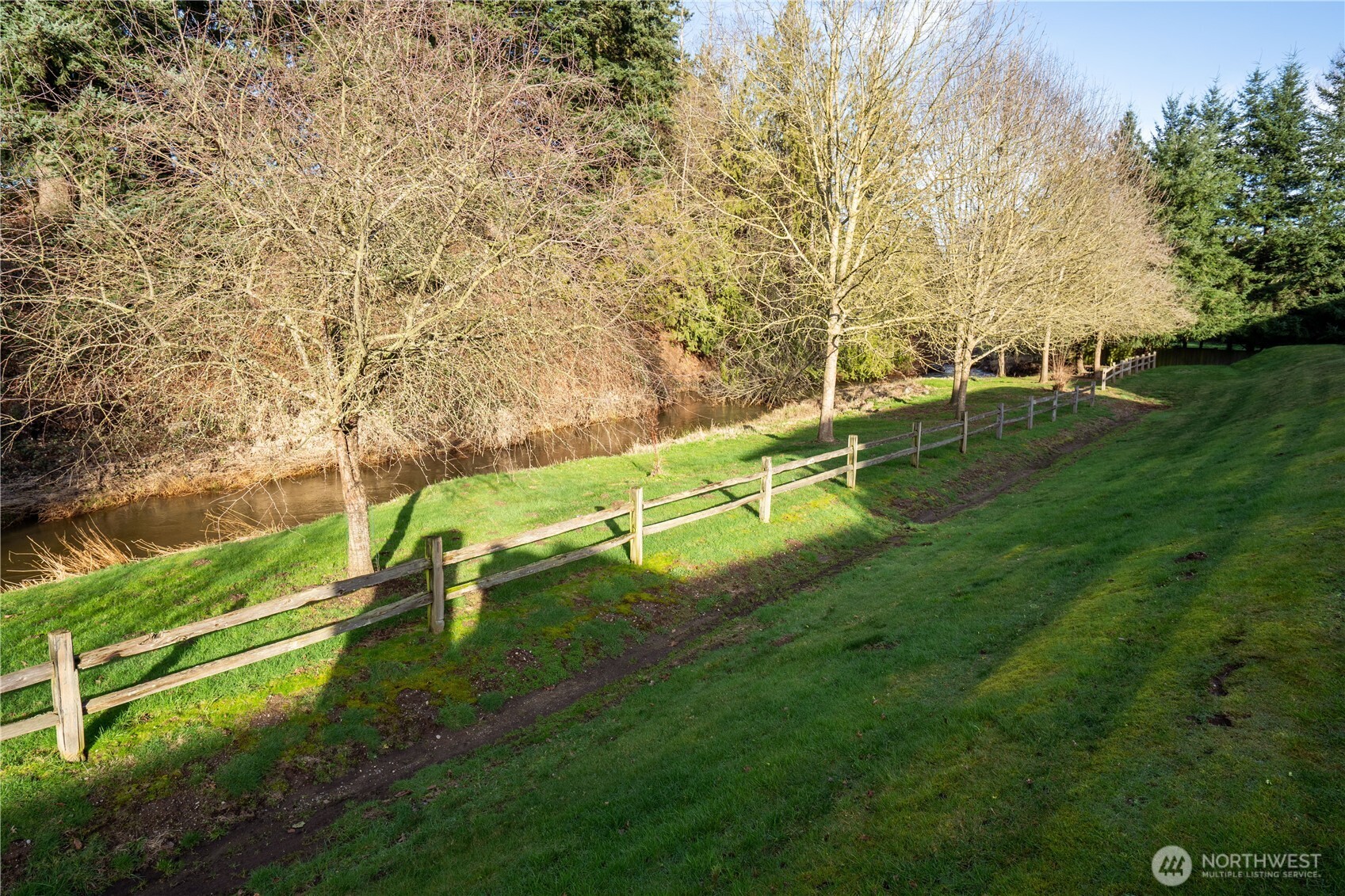 1656 Liberty Street #101, Lynden, WA 98264