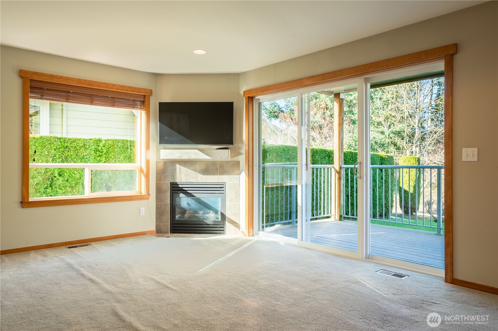 1656 Liberty Street #101, Lynden, WA 98264