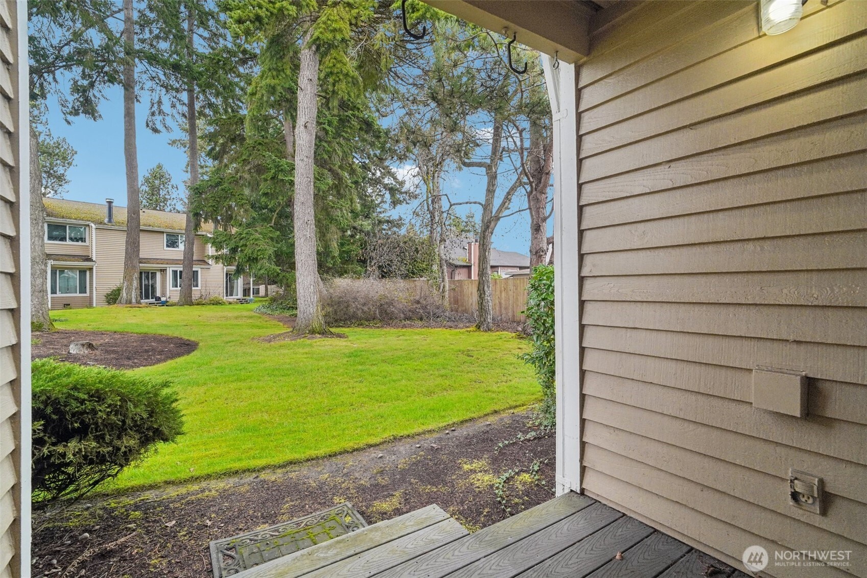 23912 12th Place S #201, Des Moines, WA 98198