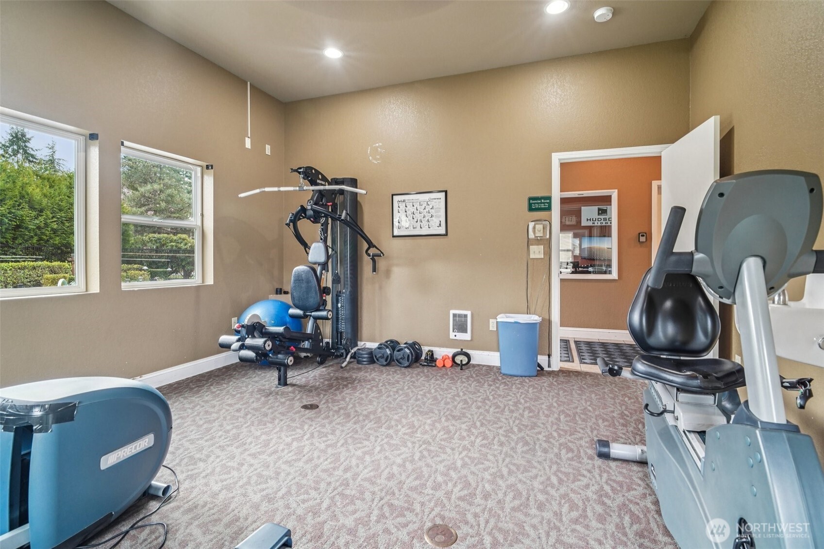 23912 12th Place S #201, Des Moines, WA 98198