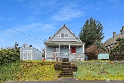 624 E Division Lane , Tacoma, WA 98404
