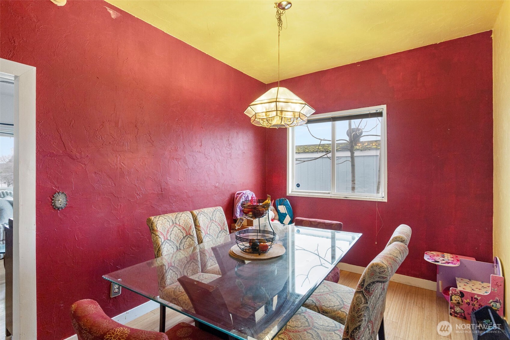 624 E Division Lane , Tacoma, WA 98404