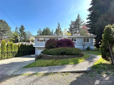 10231 NE 24th Street , Bellevue, WA 98004