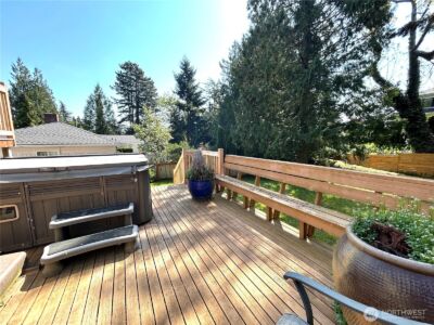 10231 NE 24th Street , Bellevue, WA 98004 - Photo 19
