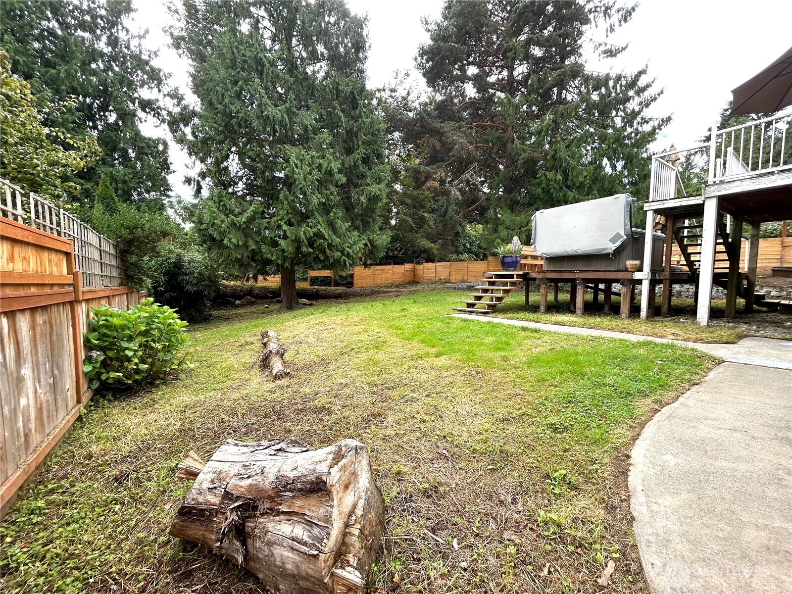 10231 NE 24th Street , Bellevue, WA 98004