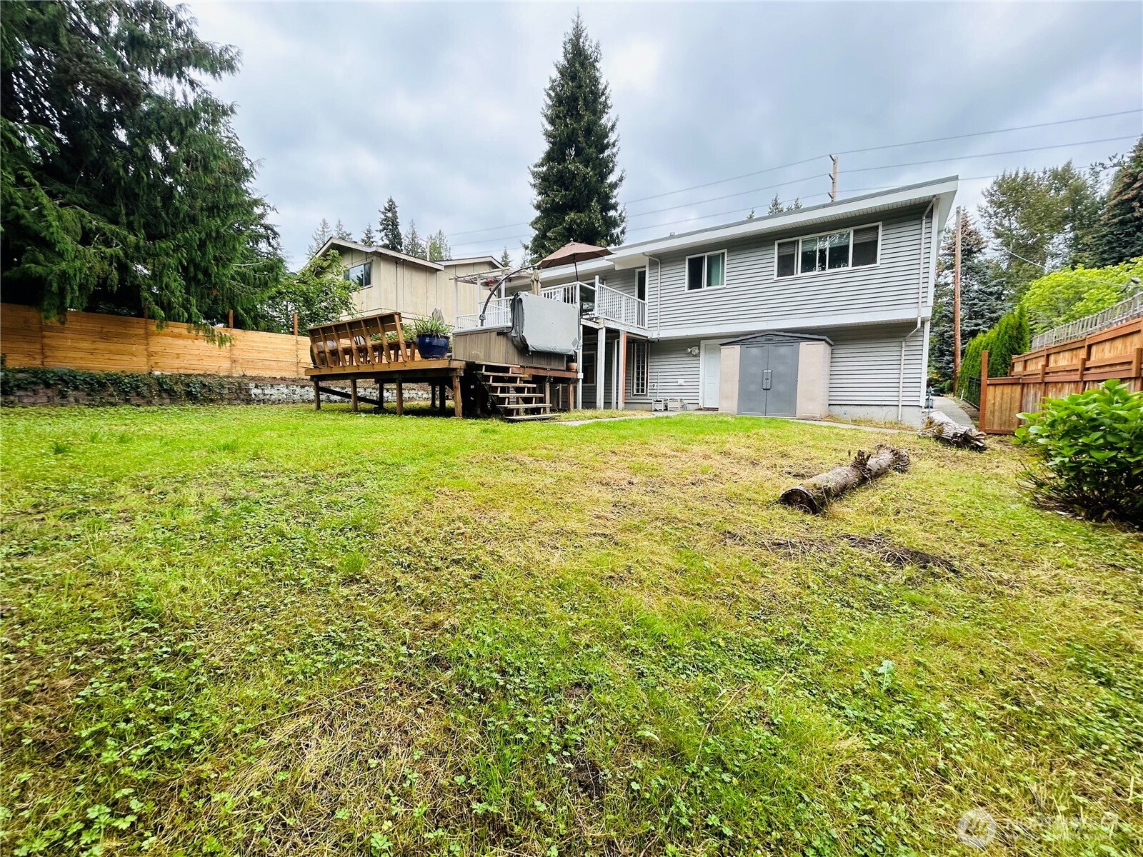 10231 NE 24th Street , Bellevue, WA 98004