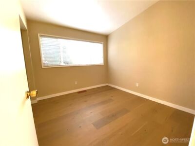 10231 NE 24th Street , Bellevue, WA 98004 - Photo 8