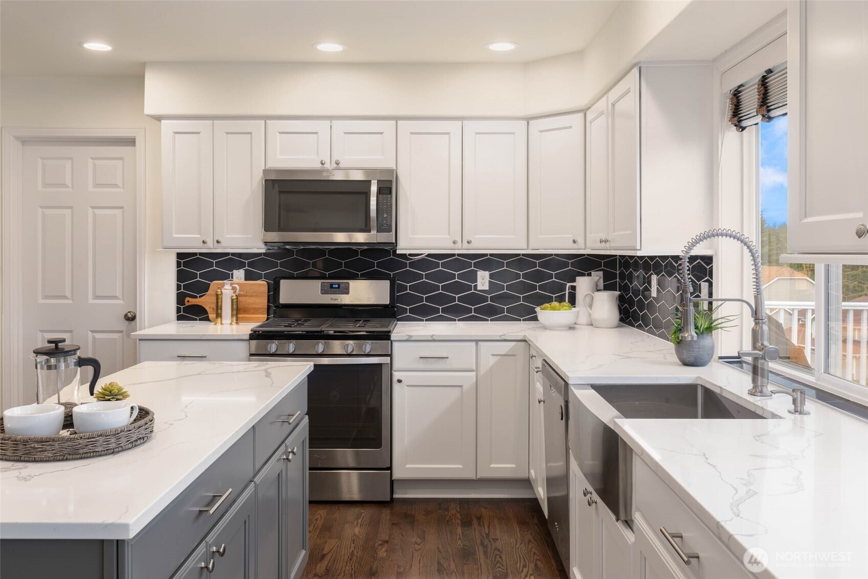4320 Country Club Drive NE, Tacoma, WA 98422