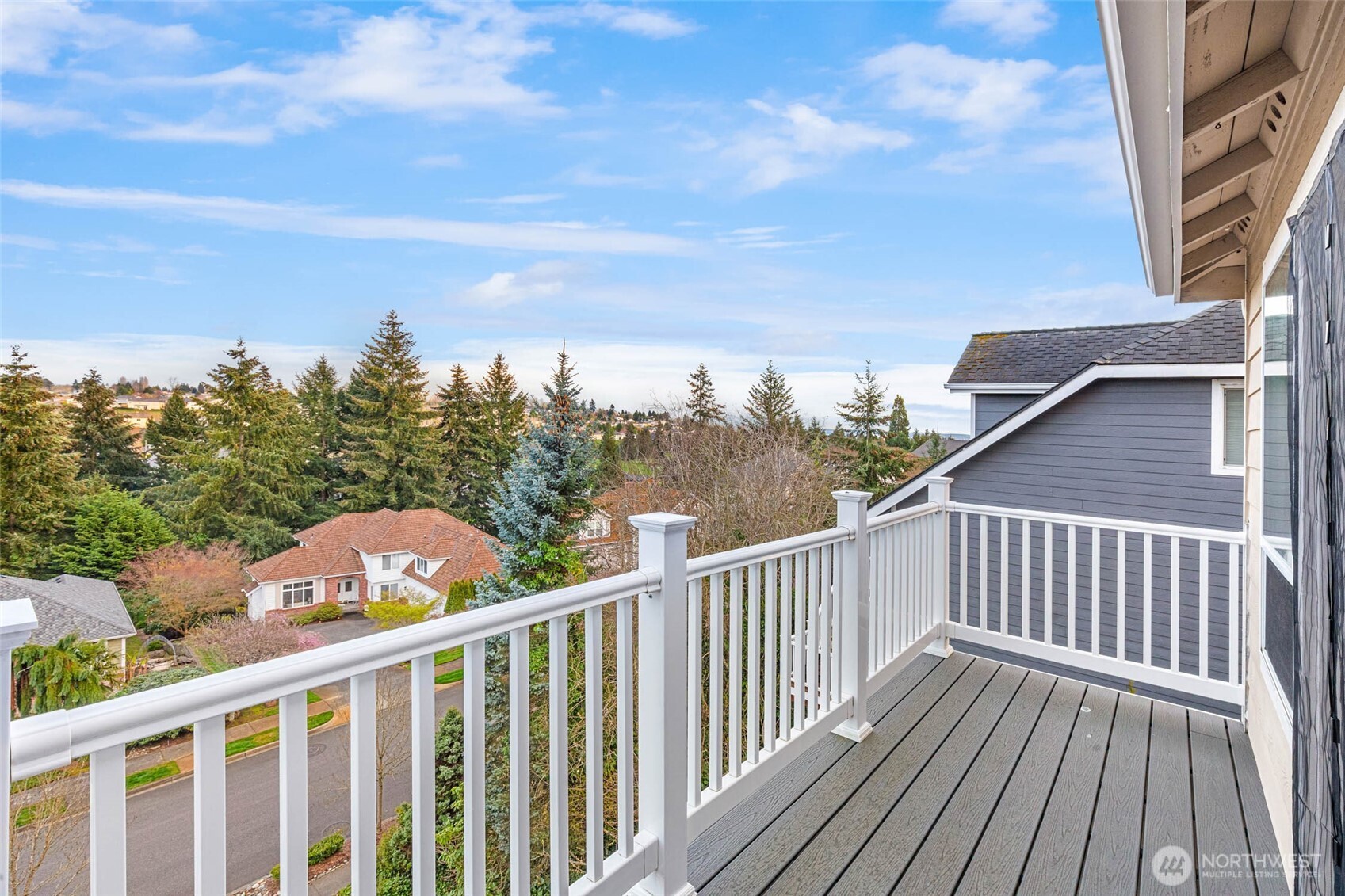 4320 Country Club Drive NE, Tacoma, WA 98422
