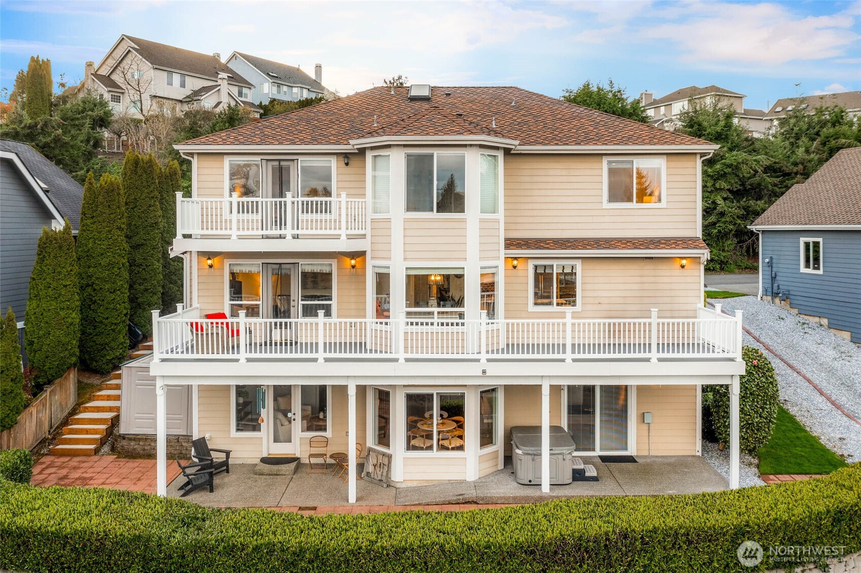 4320 Country Club Drive NE, Tacoma, WA 98422