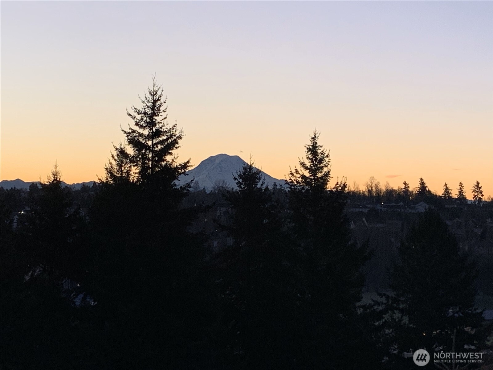 4320 Country Club Drive NE, Tacoma, WA 98422