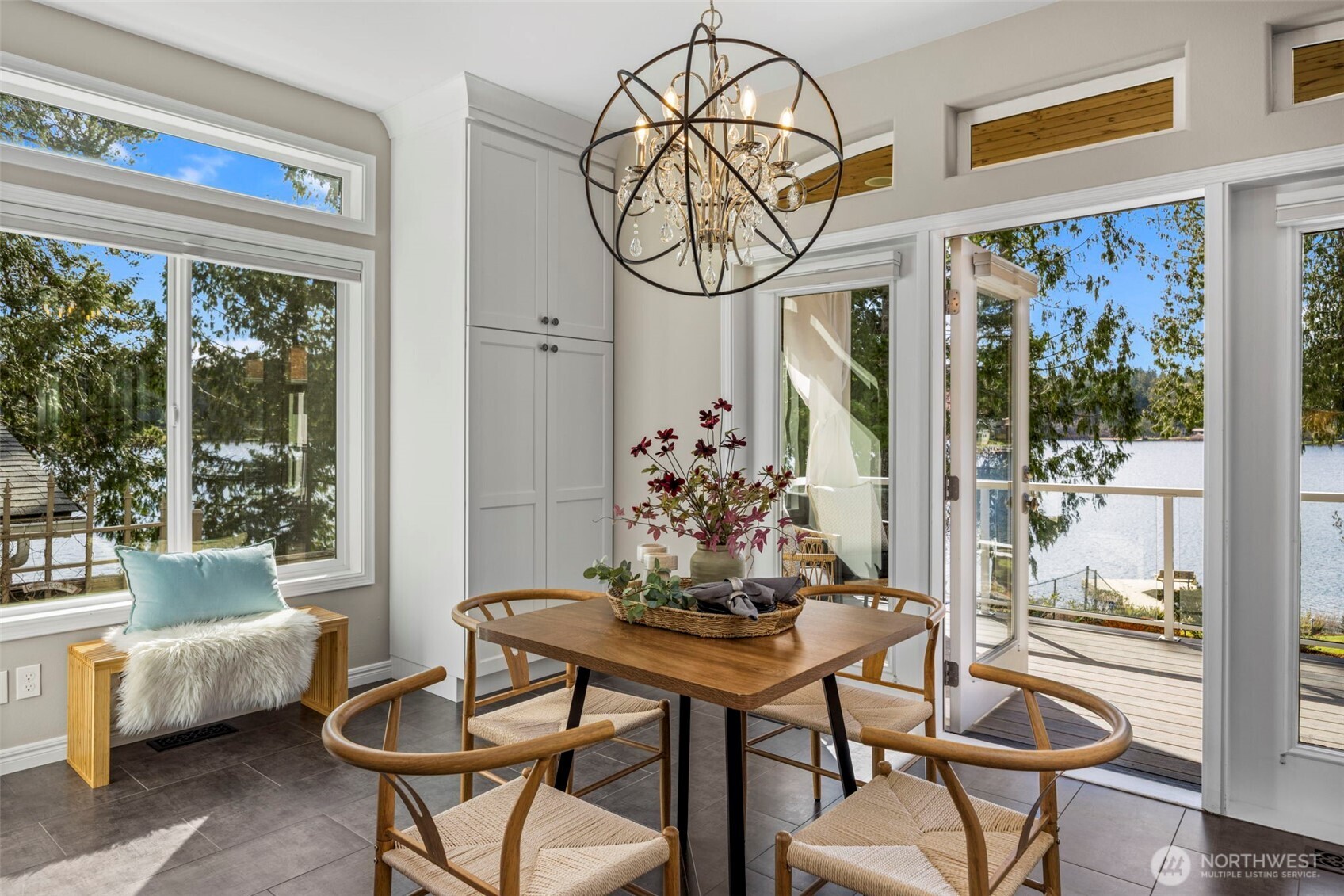 4455 Lakeview Court NW, Bremerton, WA 98312