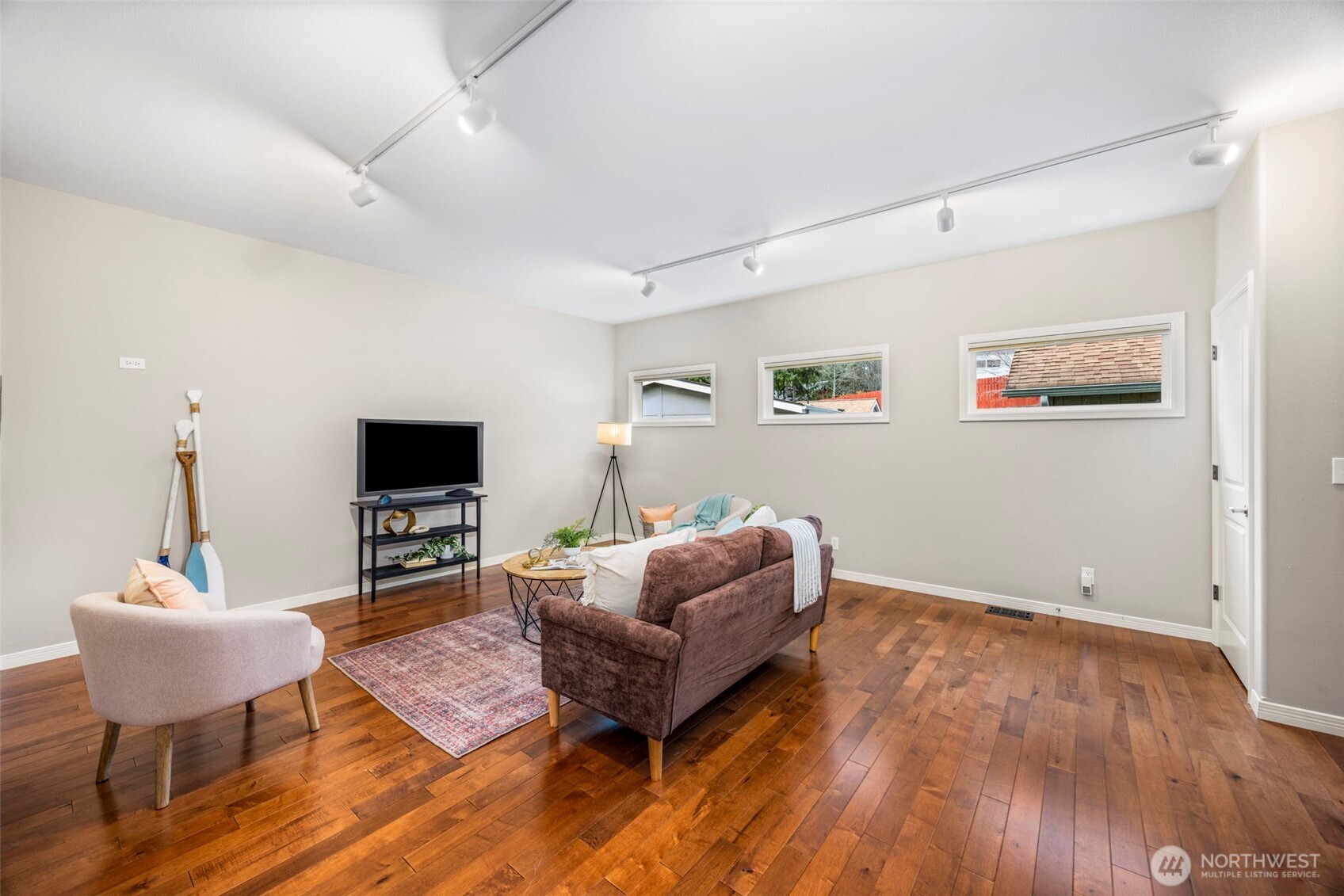 4455 Lakeview Court NW, Bremerton, WA 98312