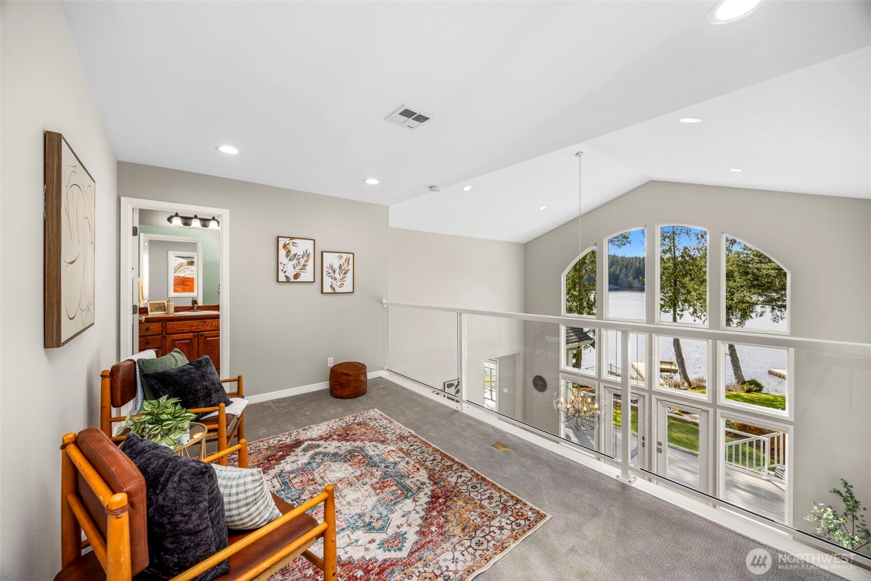 4455 Lakeview Court NW, Bremerton, WA 98312