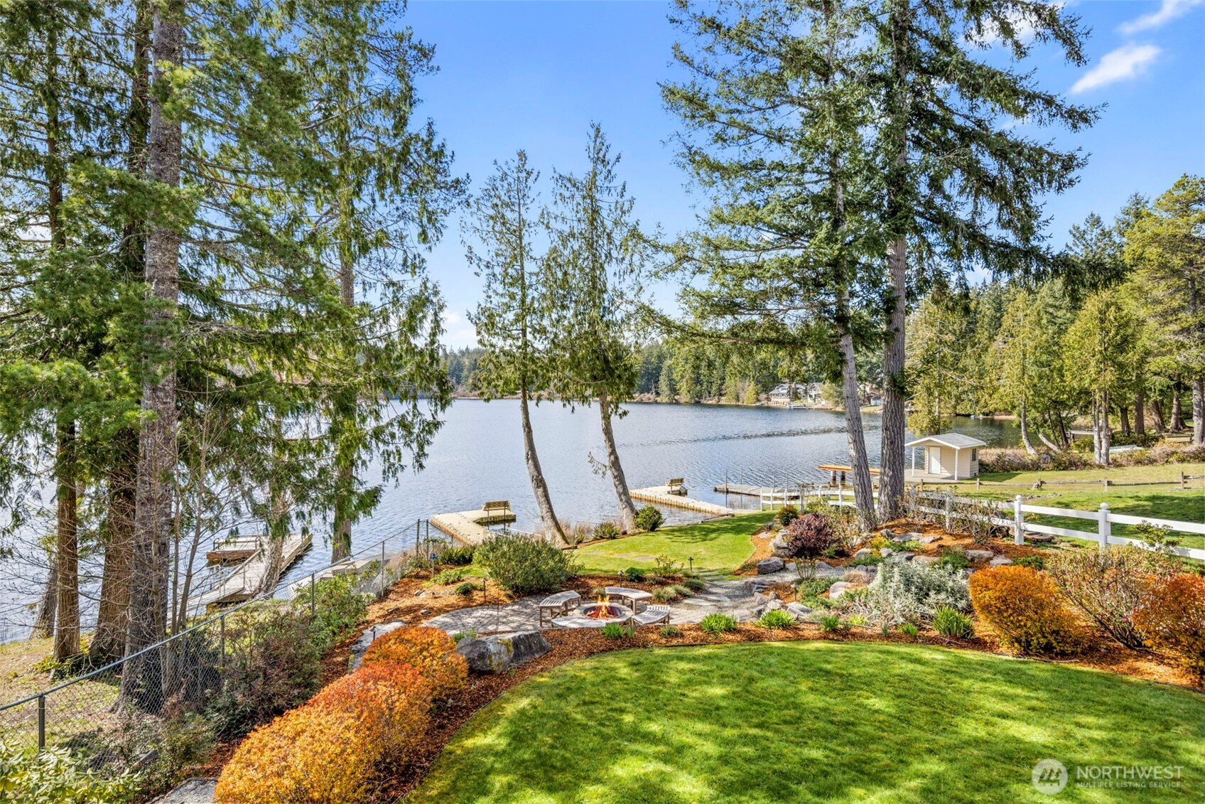 4455 Lakeview Court NW, Bremerton, WA 98312