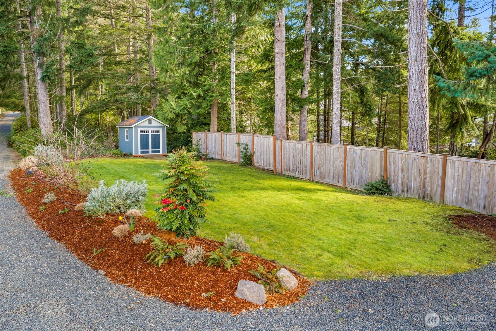 4455 Lakeview Court NW, Bremerton, WA 98312