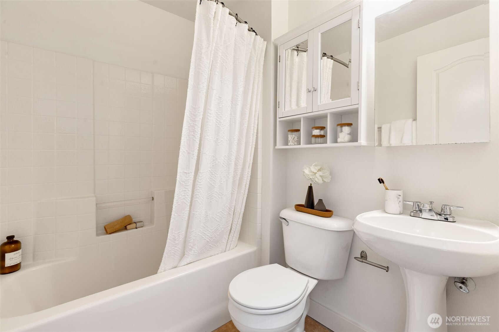 206 24th Avenue E, Seattle, WA 98112