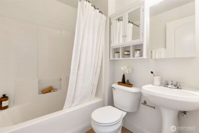 206 24th Avenue E, Seattle, WA 98112 - Photo 21