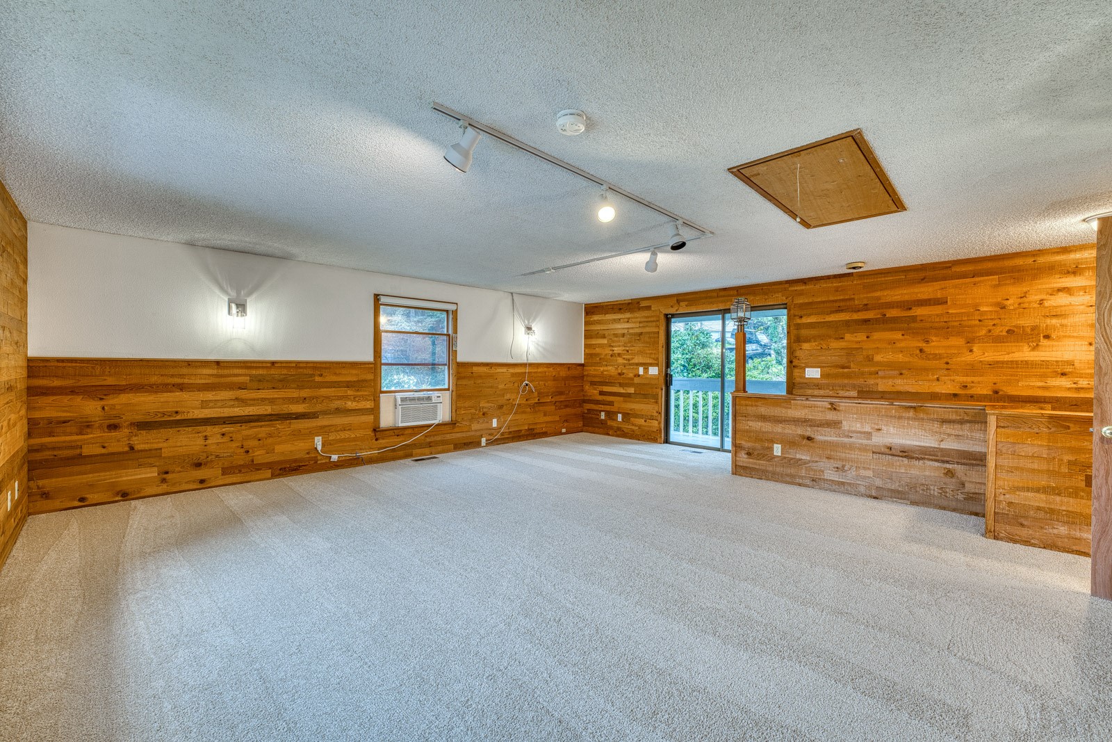 3728 70th Avenue Ct W, University Place, WA 98466