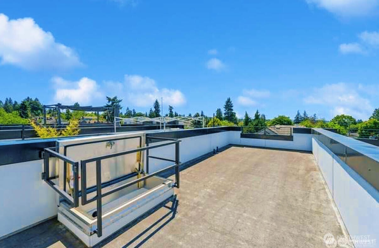 604 NW 77th Street #D, Seattle, WA 98117