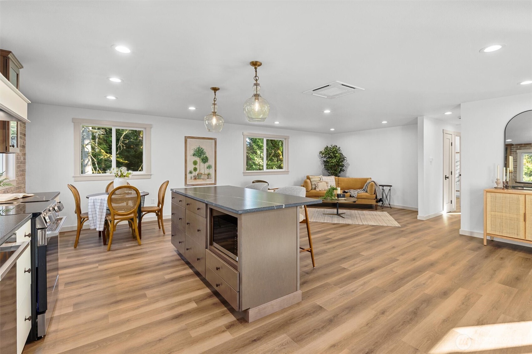 9813 Moran Road , Arlington, WA 98223