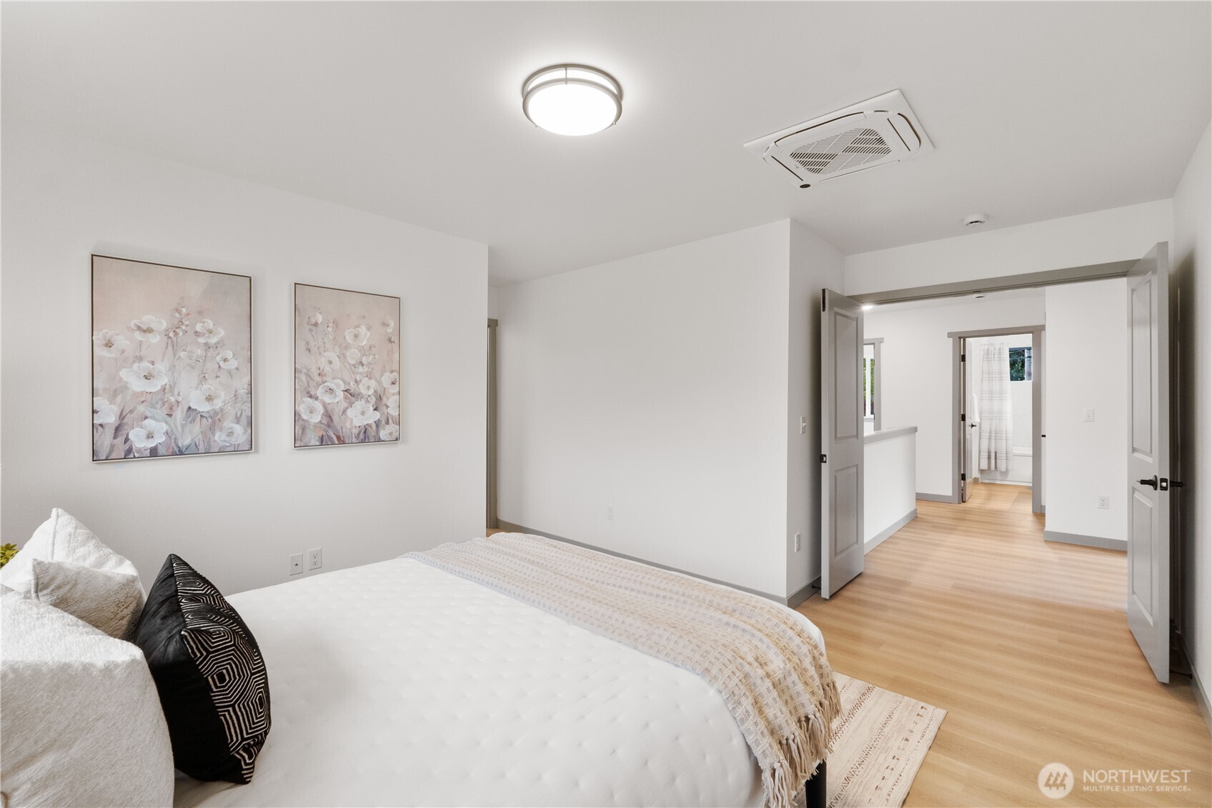 1231 S Washington Street , Tacoma, WA 98405