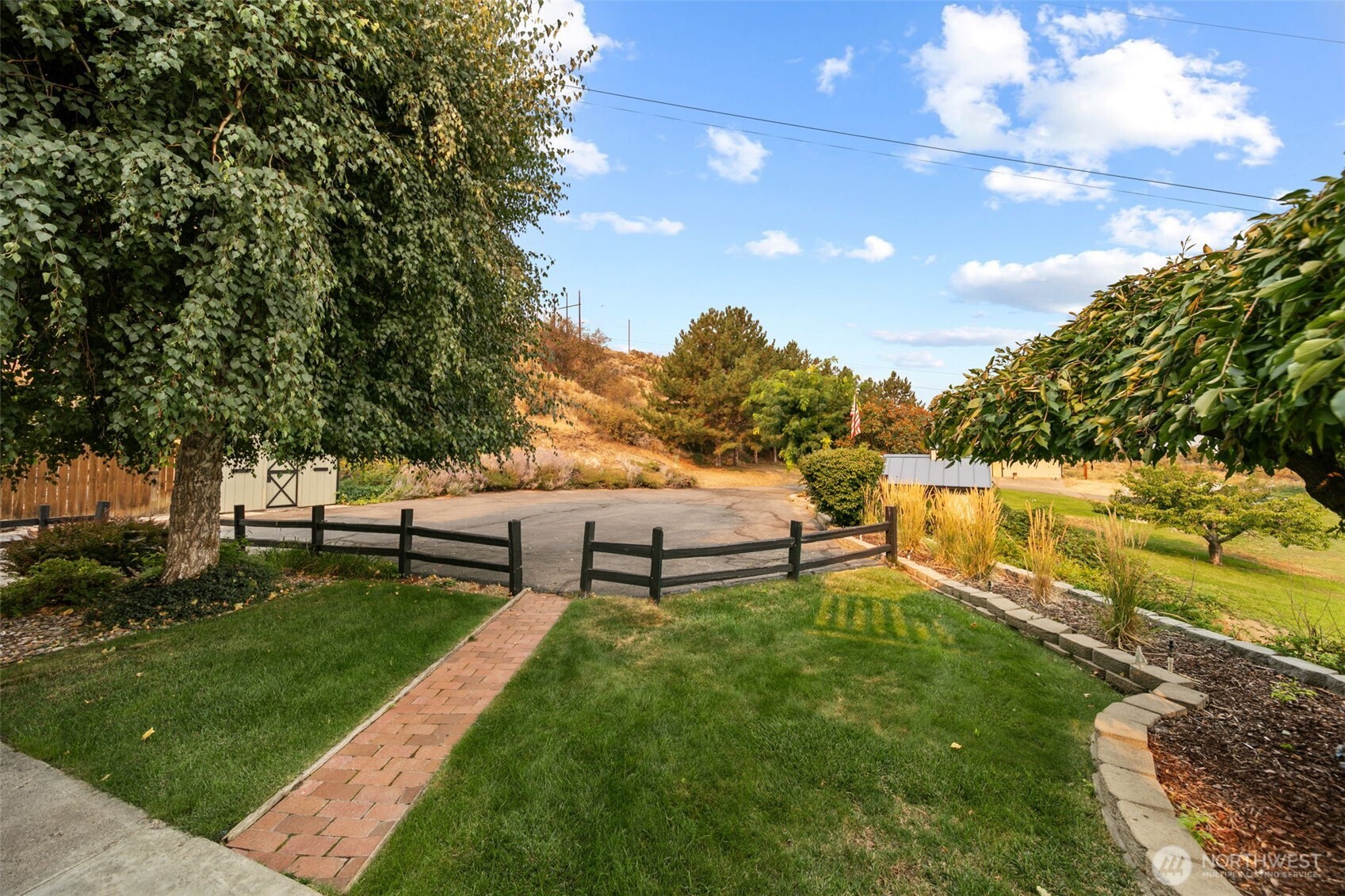 1287 Malaga Alcoa Highway , Wenatchee, WA 98828