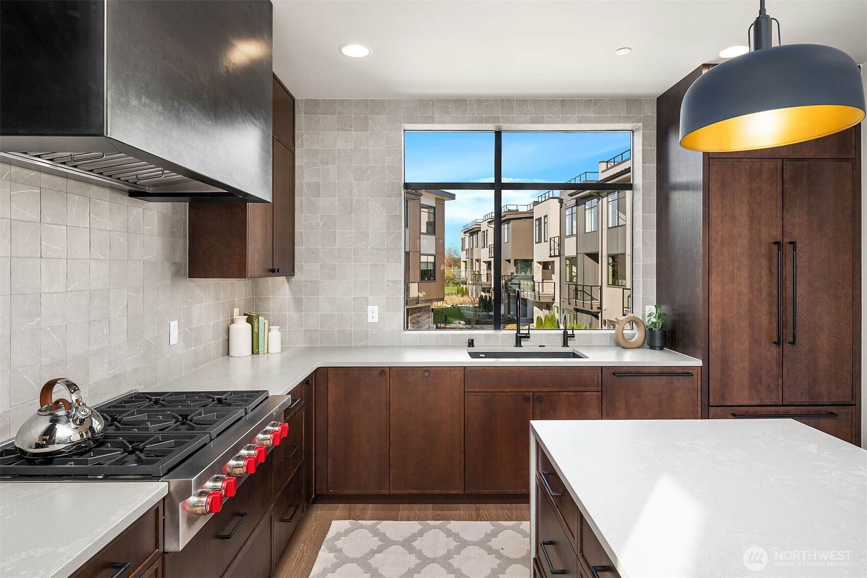 14760 NE 143rd Street #9D, Woodinville, WA 98072