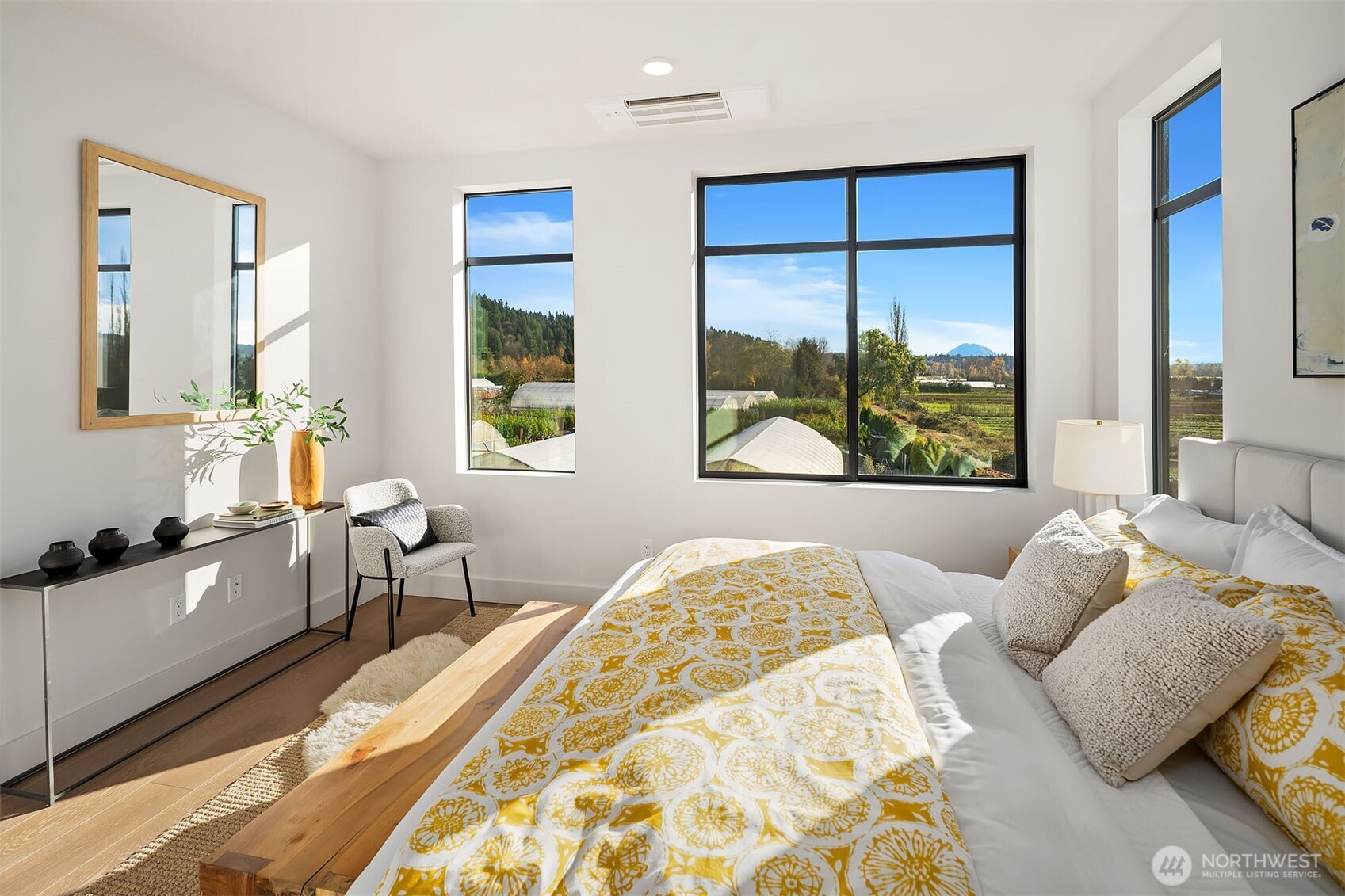 14760 NE 143rd Street #9D, Woodinville, WA 98072