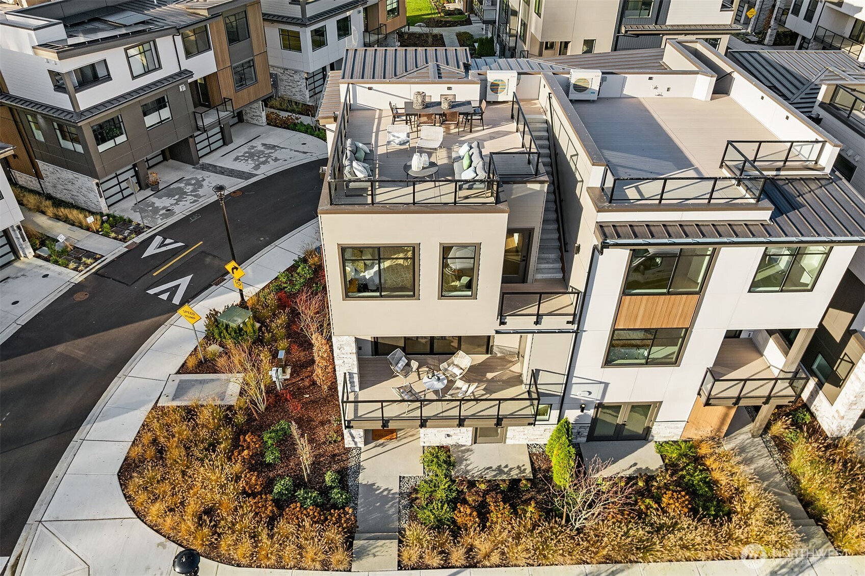 14760 NE 143rd Street #9D, Woodinville, WA 98072