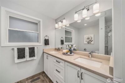 10612 157th Avenue NE, Redmond, WA 98052 - Photo 11