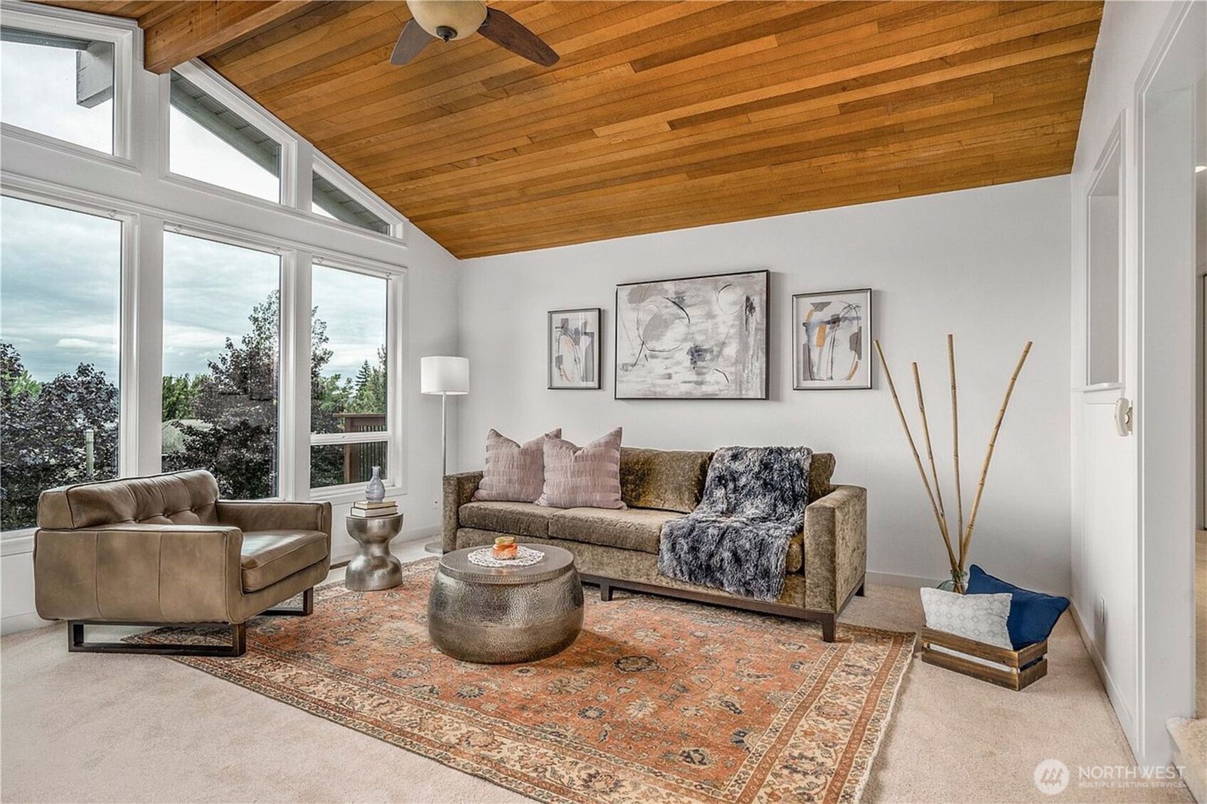 10612 157th Avenue NE, Redmond, WA 98052