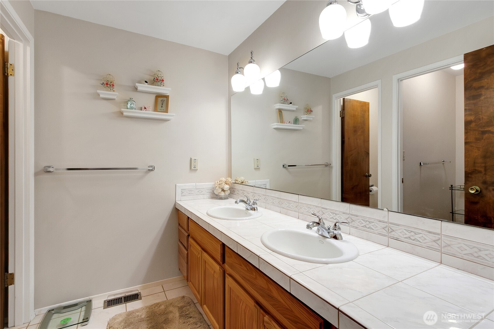 7725 91st Avenue SW, Lakewood, WA 98498