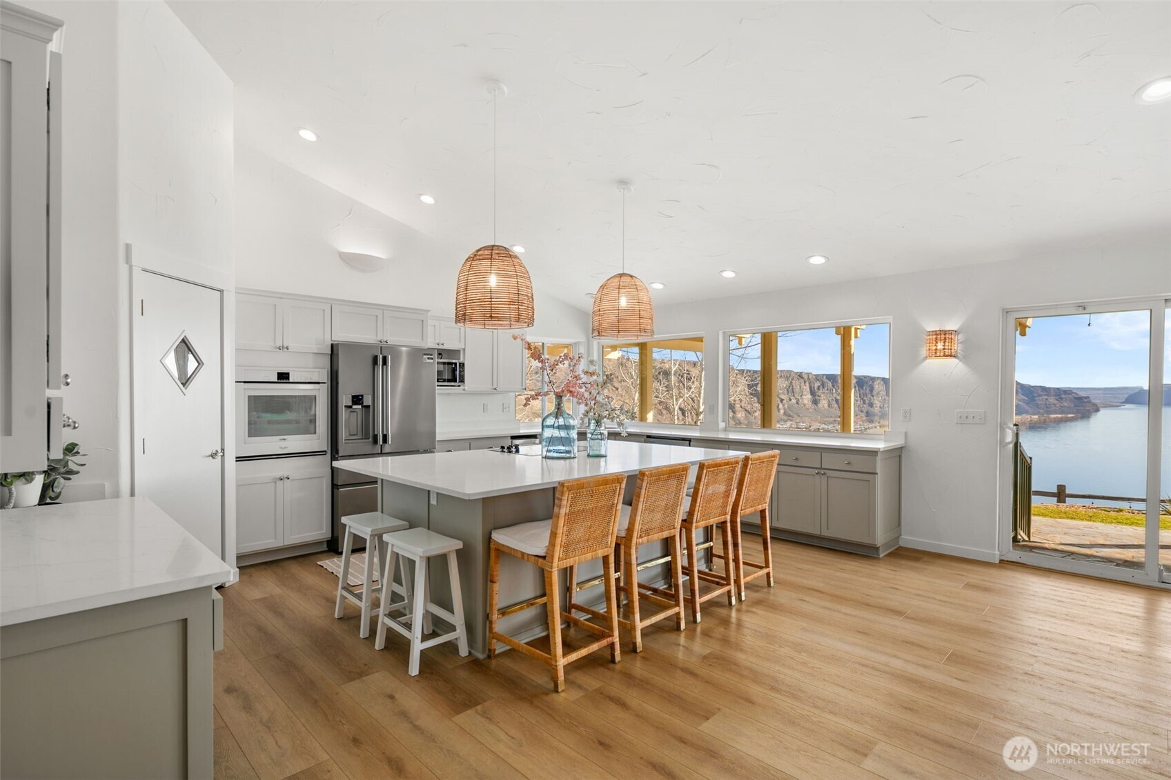 23821 Rd 9.7 NW, Quincy, WA 98848