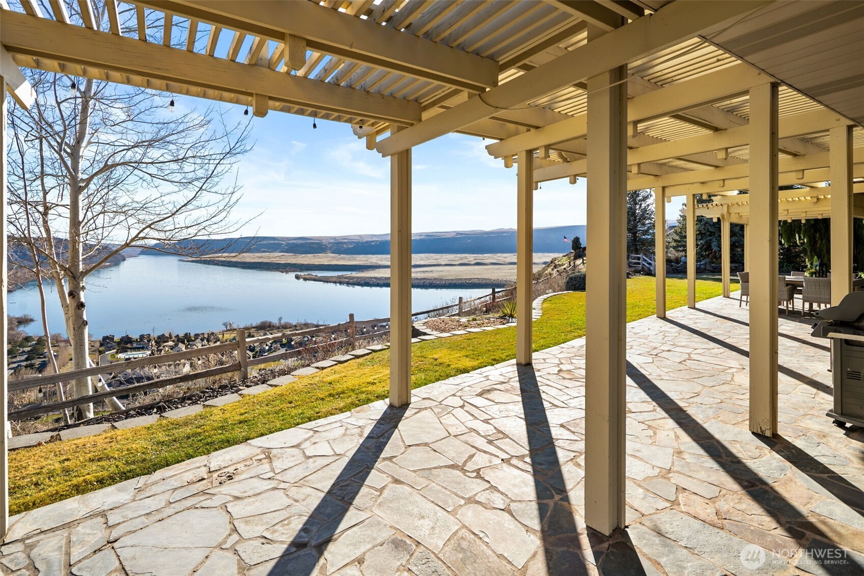 23821 Rd 9.7 NW, Quincy, WA 98848