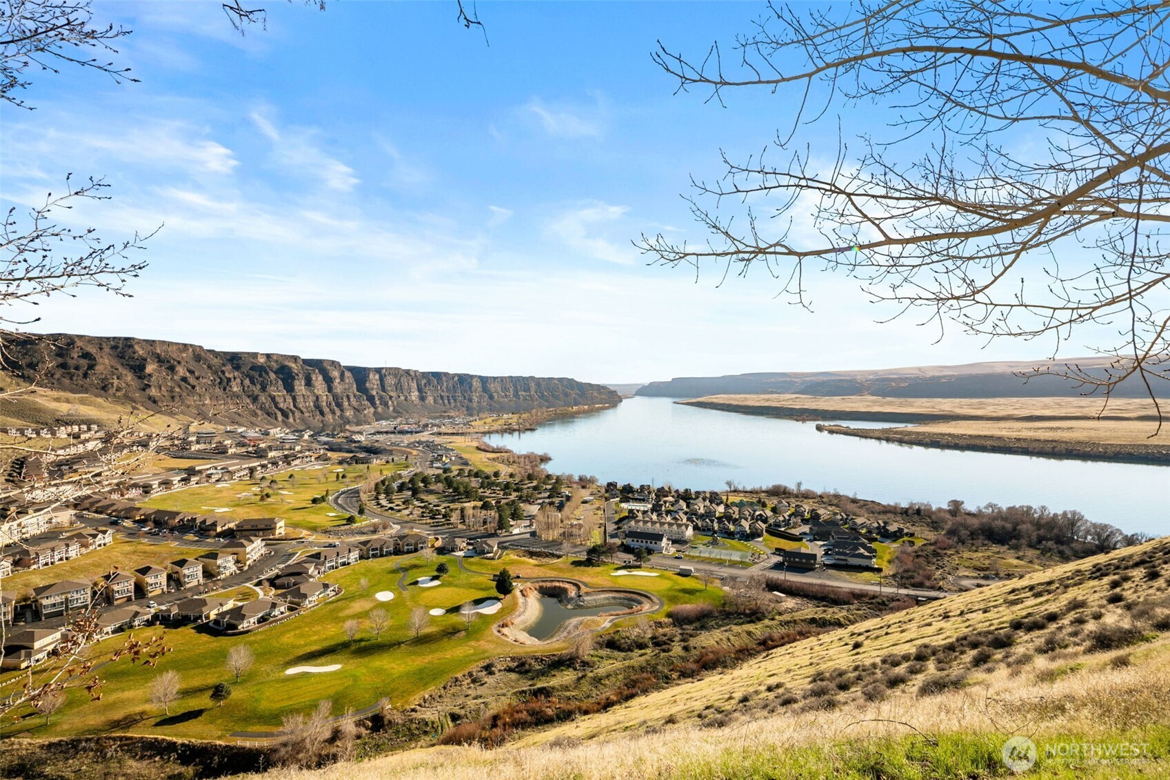 23821 Rd 9.7 NW, Quincy, WA 98848