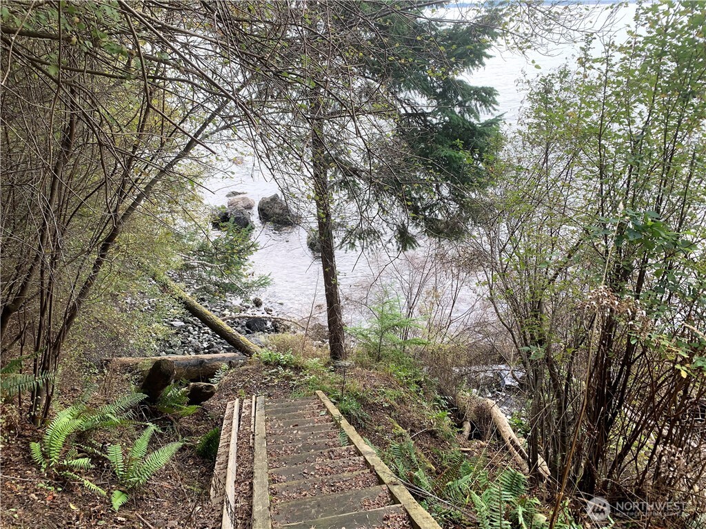 547 Raccoon Point Road , Orcas Island, WA 98245-8579