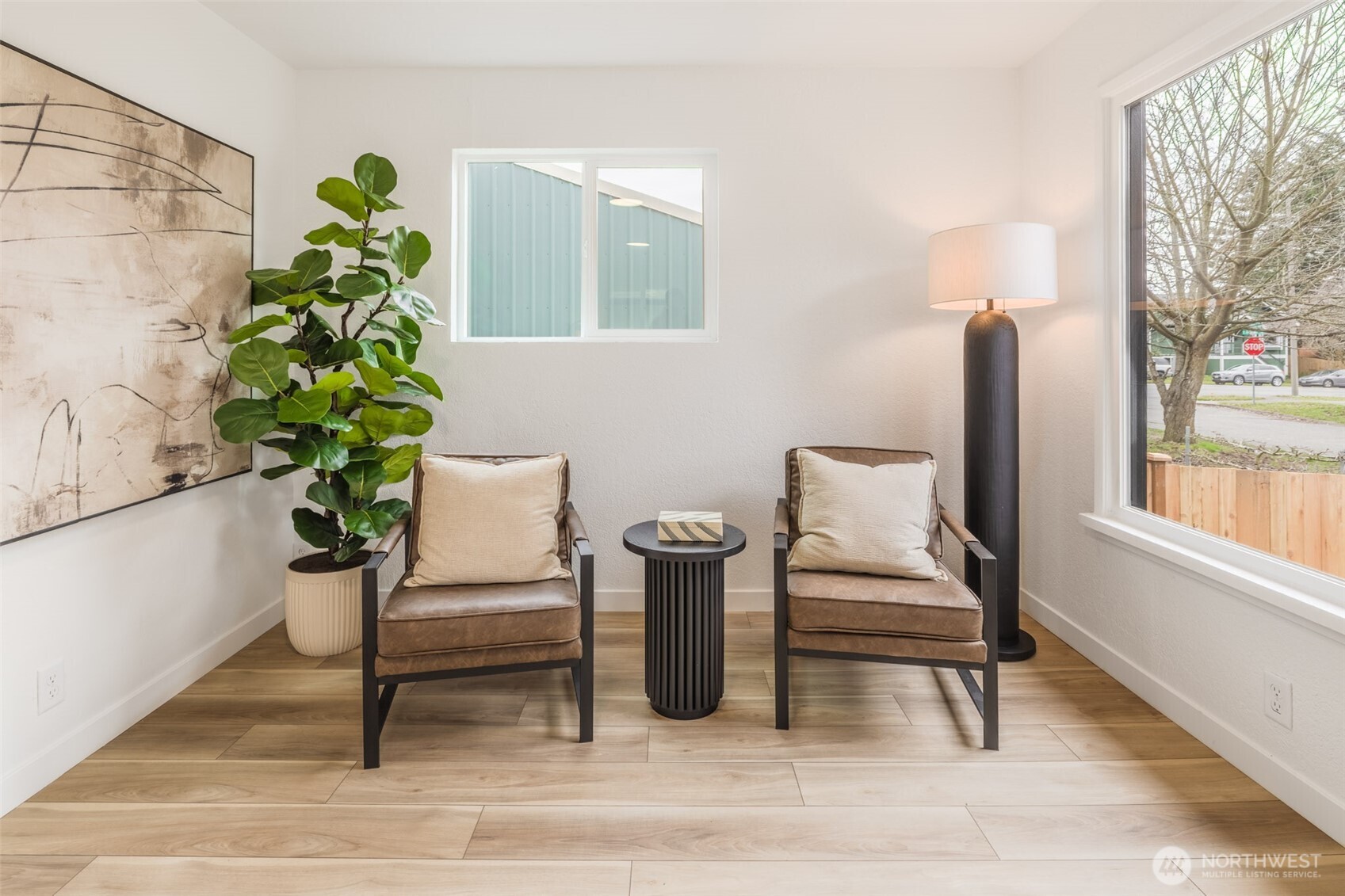 949 S Ridgewood Avenue , Tacoma, WA 98405