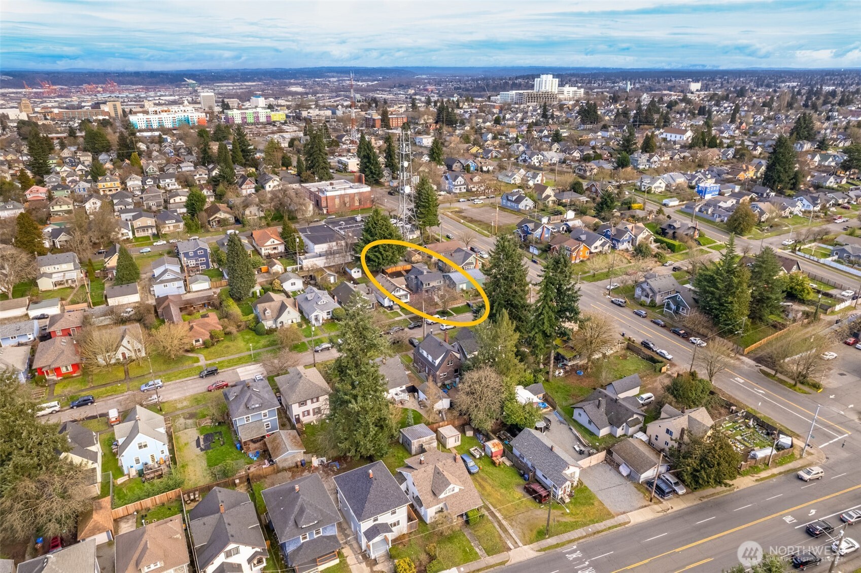 949 S Ridgewood Avenue , Tacoma, WA 98405