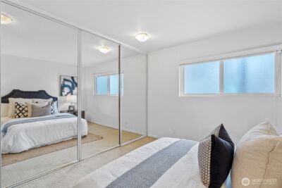 400 Melrose Avenue E #403, Seattle, WA 98102 - Photo 11