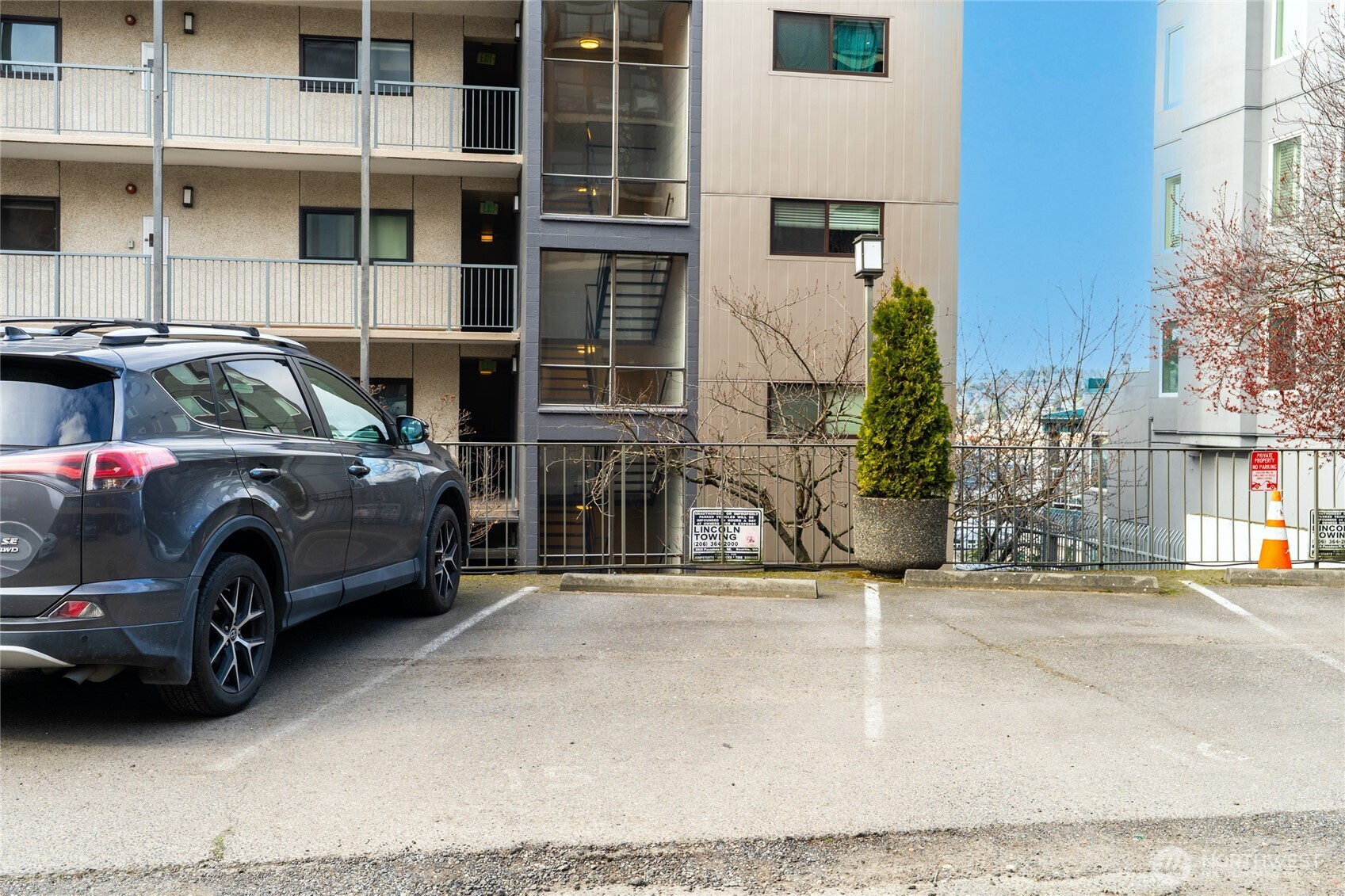 400 Melrose Avenue E #403, Seattle, WA 98102