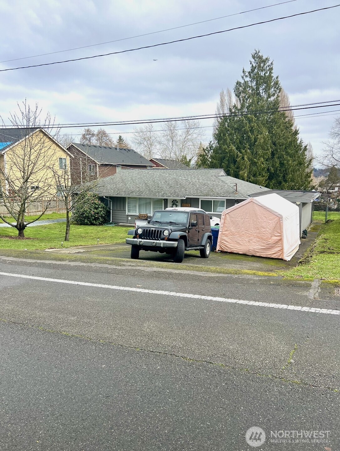 13348 32nd Ave S, Tukwila, WA 98168