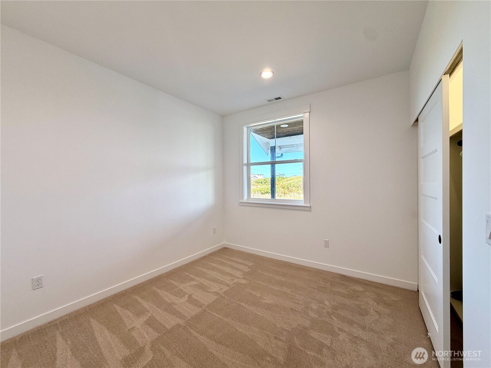 1229 Channel Avenue SW, Ocean Shores, WA 98569