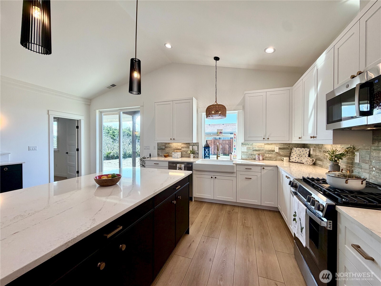 1229 Channel Avenue SW, Ocean Shores, WA 98569