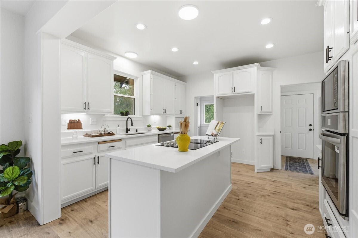 1313 HINING Road , Winlock, WA 98596