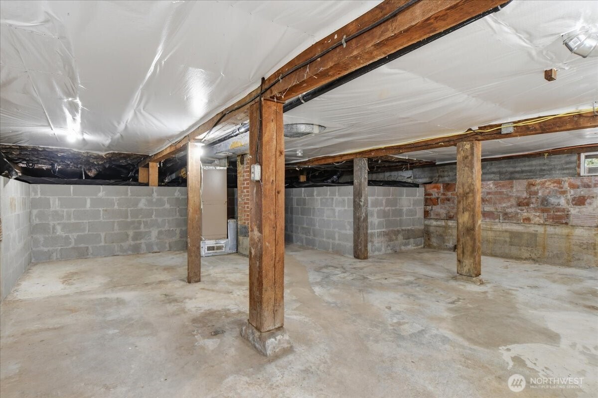 1313 HINING Road , Winlock, WA 98596